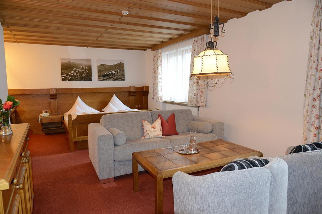 "Quality Hosts Arlberg" Hotel Garni Moessmer Sankt Anton am Arlberg Exteriér fotografie