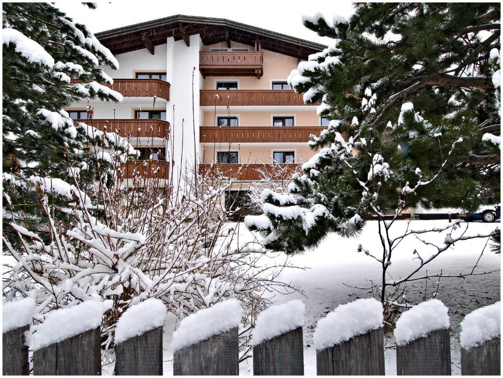 "Quality Hosts Arlberg" Hotel Garni Moessmer Sankt Anton am Arlberg Exteriér fotografie